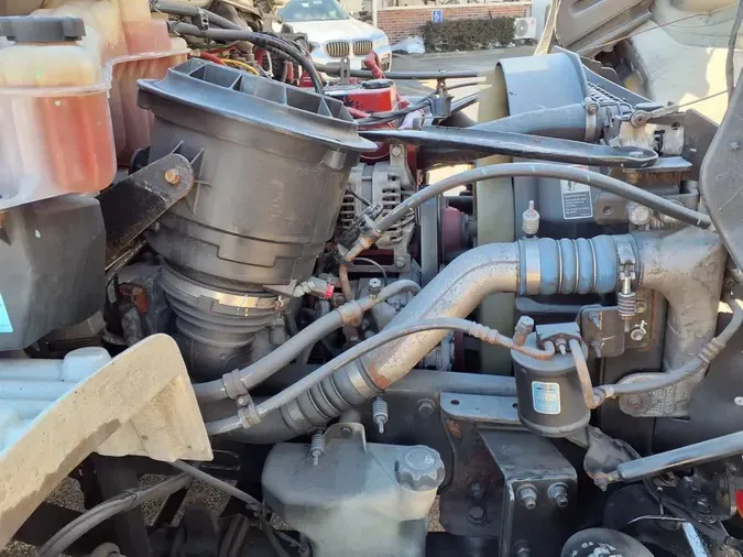 2019 FREIGHTLINER/MERCEDES M2 106