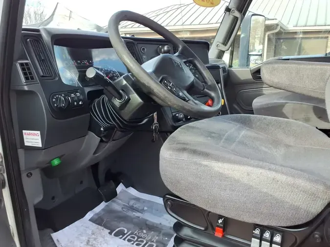 2020 NAVISTAR INTERNATIONAL RH613 DAYCAB T/A