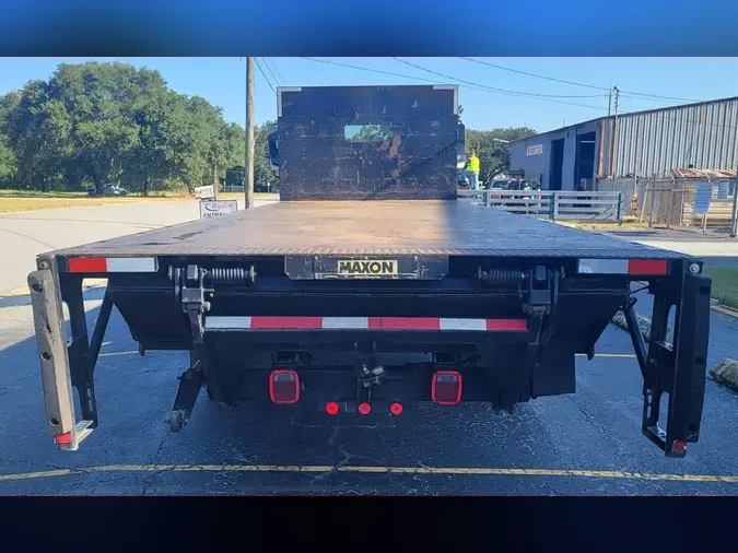 2019 FREIGHTLINER M2 106