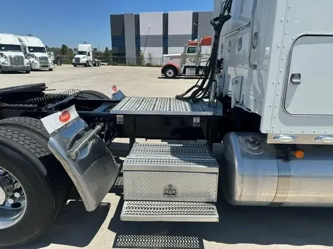 2022 Peterbilt 3896b1403baf9e95bf38ee0252497a4fbeb