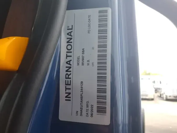 2023 NAVISTAR INTERNATIONAL MV607 (4X2)