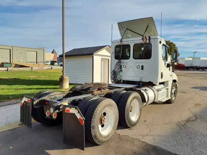 2019 FREIGHTLINER/MERCEDES CASCADIA 1256b2096c5125633a04d011315754a323a