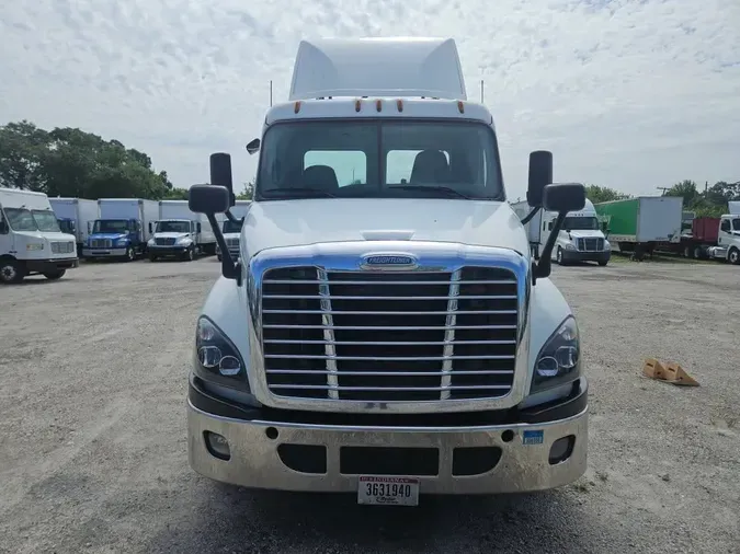 2018 FREIGHTLINER CASCADIA 125