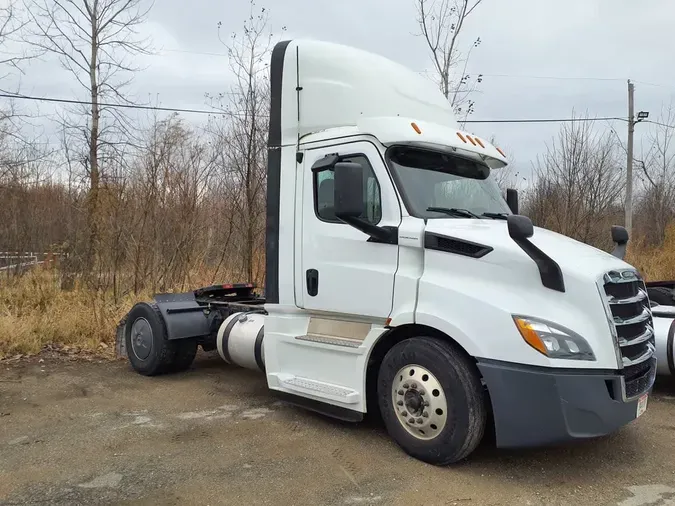 2020 FREIGHTLINER/MERCEDES NEW CASCADIA 116