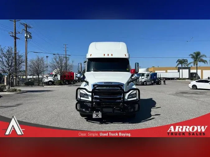 2020 FREIGHTLINER CA126