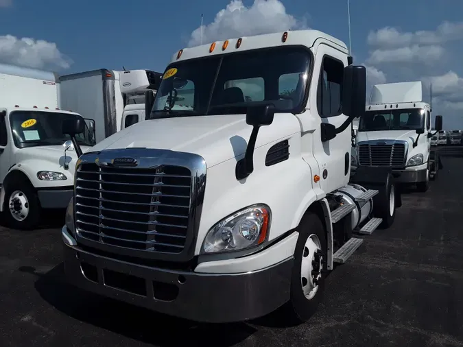 2014 FREIGHTLINER/MERCEDES CASCADIA 1136b25b2c689c9a686f279d0cb4d952b1b