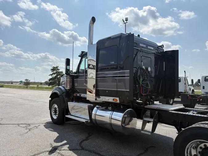 2027 International HX520 SLEEPER