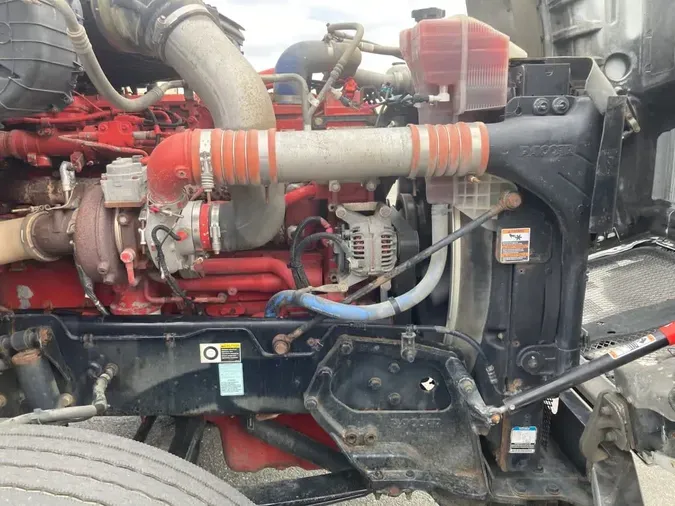 2019 KENWORTH TRUCKS T-8806b2a72c183f673ad659189d74f4e038a