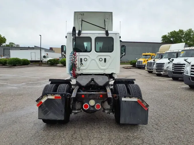 2020 FREIGHTLINER/MERCEDES CASCADIA 1256b2b3da9717dc09c329ad3a7b41125d5