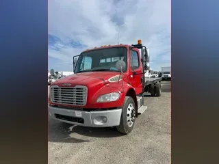 2018 FREIGHTLINER/MERCEDES M2 106