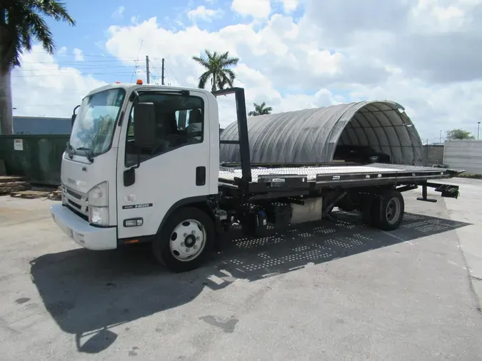 2021 Isuzu NRR