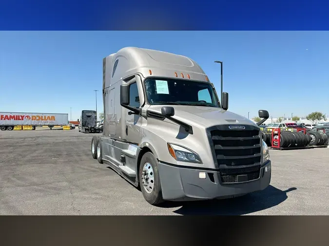 2023 Freightliner Cascadia6b336b016e402b95310f35cd61e4879f