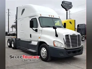 2016 Freightliner CASCADIA 125