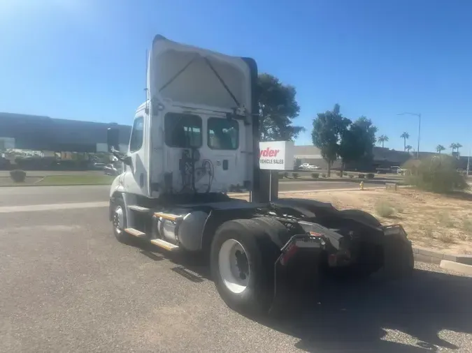 2017 FREIGHTLINER/MERCEDES CASCADIA 1136b37ee5e63afd04e7c015ed3c84b8aaf