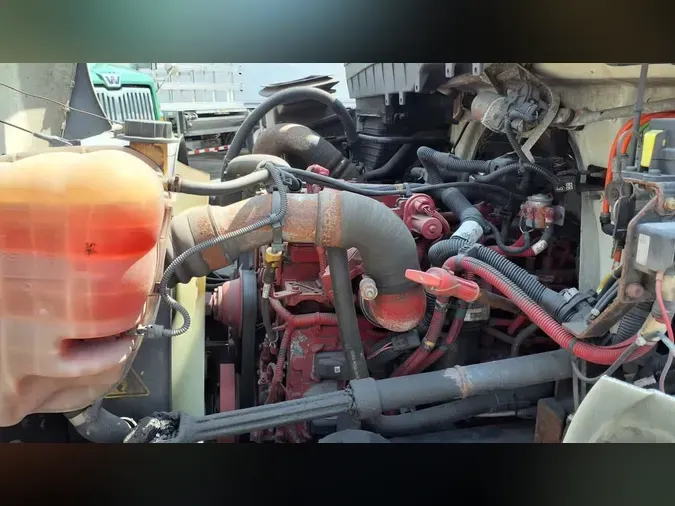 2020 NAVISTAR INTERNATIONAL MV607 (4X2)