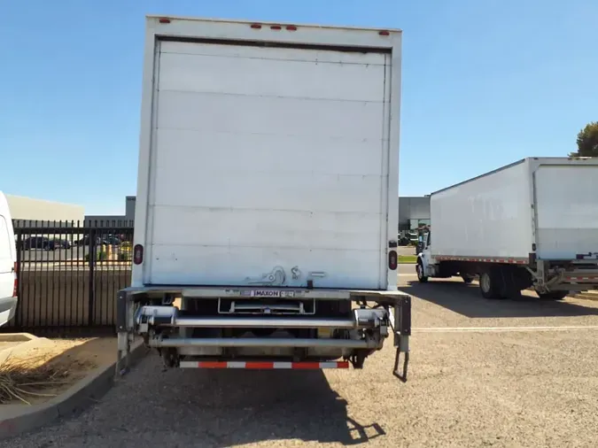 2019 FREIGHTLINER M2 106
