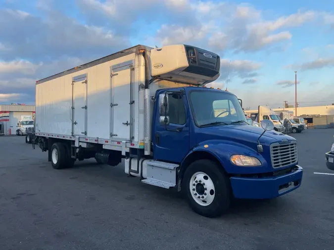 2017 FREIGHTLINER/MERCEDES M2 106