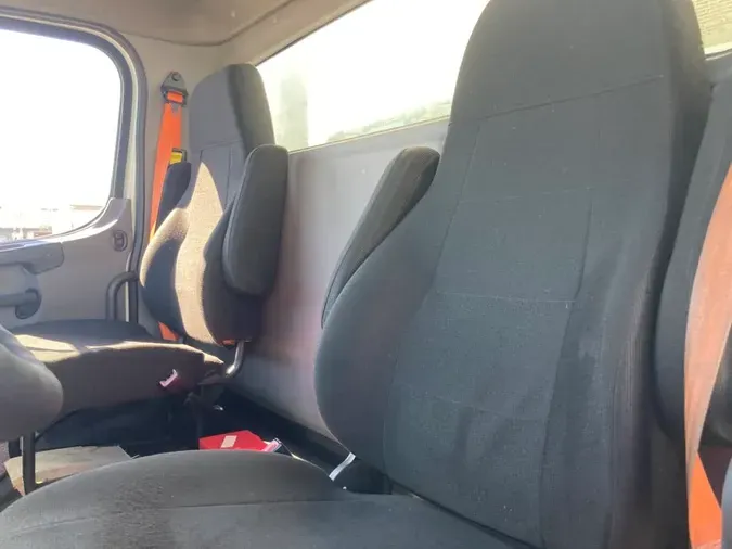 2014 FREIGHTLINER/MERCEDES M2 1066b41feefb36320e7f9cd5273b26db9e5