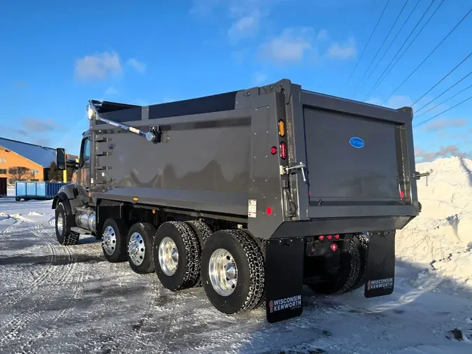 2026 Kenworth T880 Short Hood