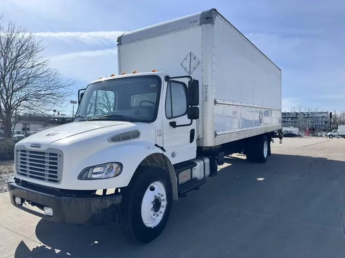 2018 Freightliner Business Class M2 106