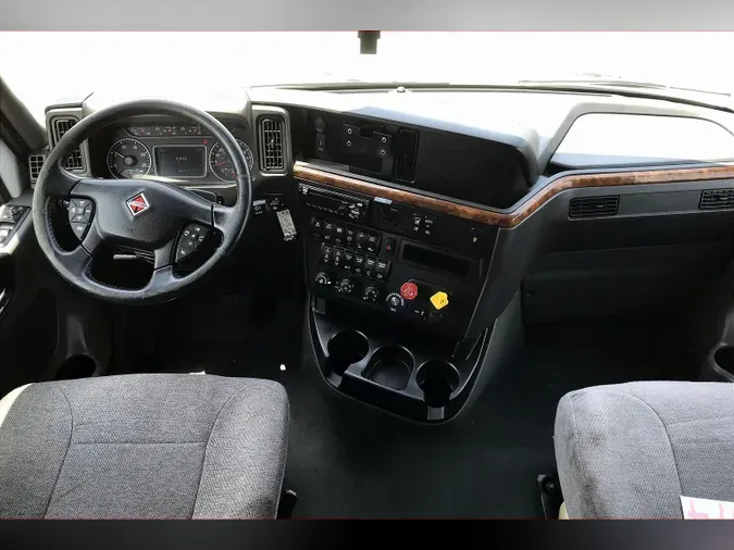 2021 INT LT625 6x4
