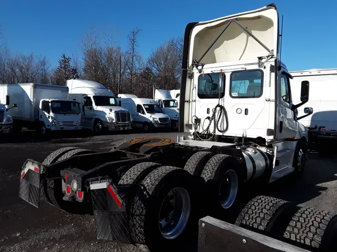 2019 FREIGHTLINER/MERCEDES NEW CASCADIA PX12664