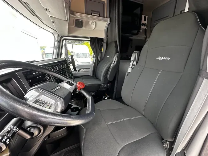 2019 Mack ANTHEM 64T