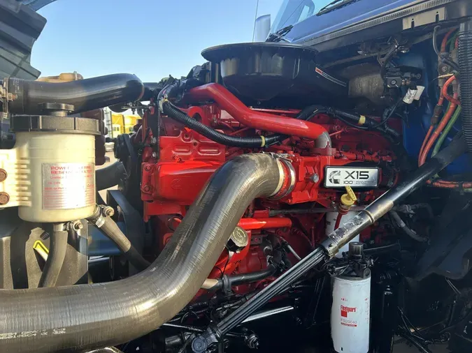 2020 International LT625