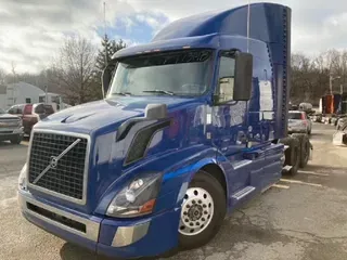 2017 VOLVO VNL64T630