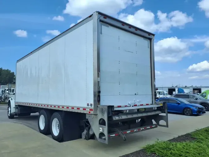 2019 FREIGHTLINER M2 106