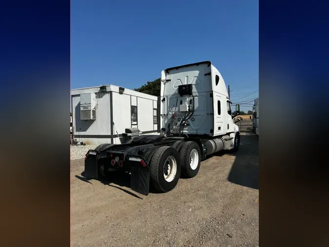 2019 FREIGHTLINER NEW CASCADIA PX12664
