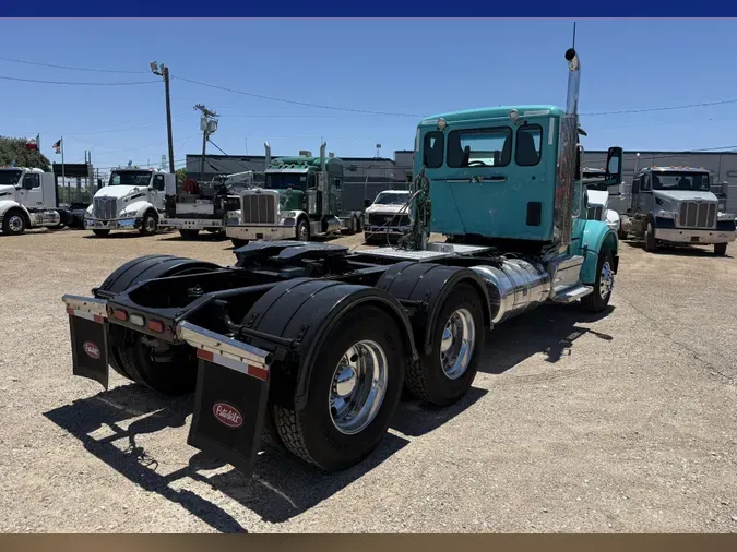 2023 Peterbilt 567