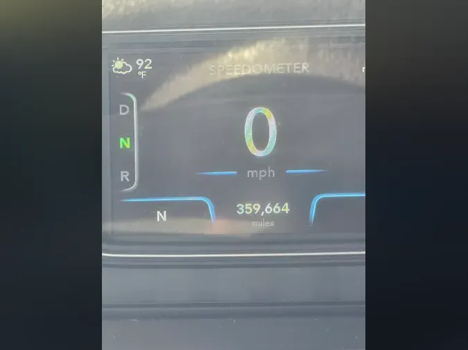 2019 NAVISTAR INTERNATIONAL RH613 DAYCAB S/A