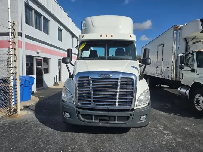 2019 FREIGHTLINER/MERCEDES CASCADIA 1256b5f2bd03f4512d55e61e56b8e4a2266