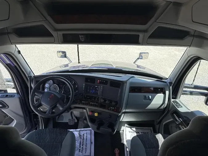 2022 KENWORTH T680