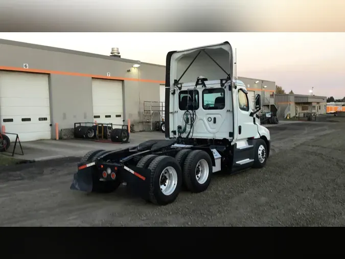 2019 Freightliner Cascadia