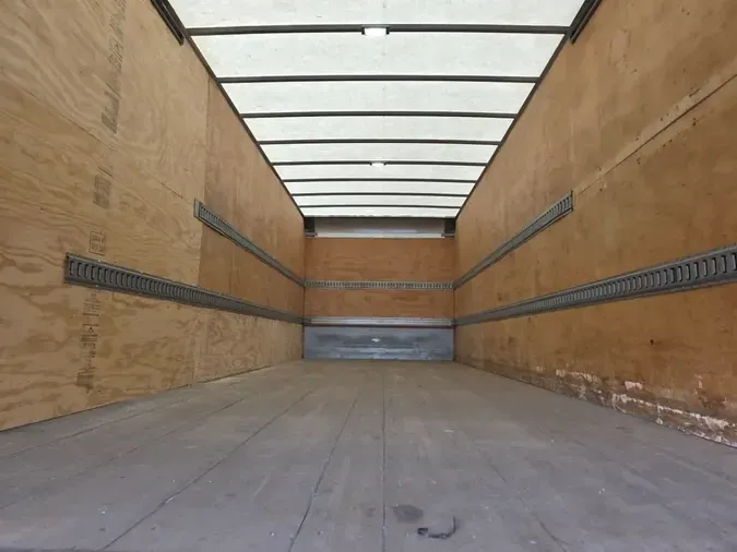 2018 FREIGHTLINER M2 106