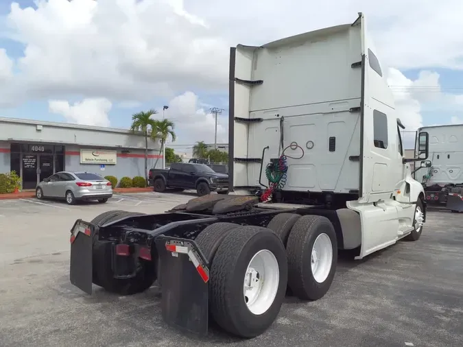 2020 NAVISTAR INTERNATIONAL LT625 SLPR CAB