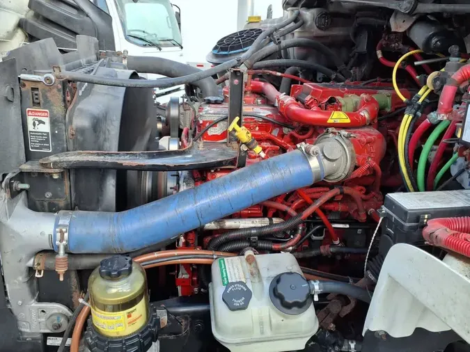 2020 FREIGHTLINER M2 106