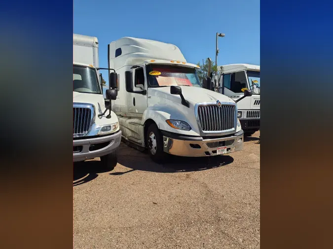 2019 NAVISTAR INTERNATIONAL LT625 SLPR CAB