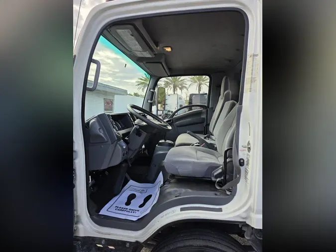 2018 Isuzu NRR