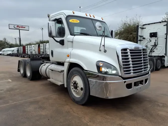 2020 FREIGHTLINER/MERCEDES CASCADIA 125