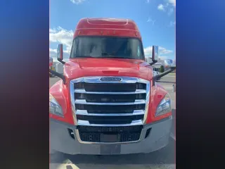 2020 FREIGHTLINER CASCADIA 126