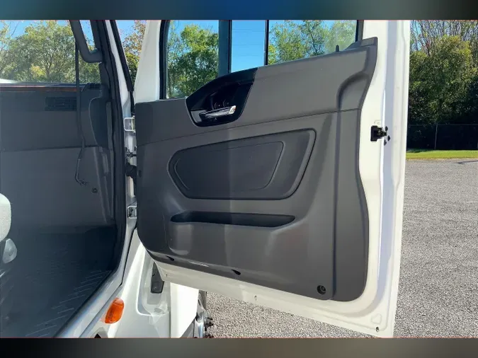 2021 INT LT625 6x46b76515edcf4d30c107cb3b639b6b4e2