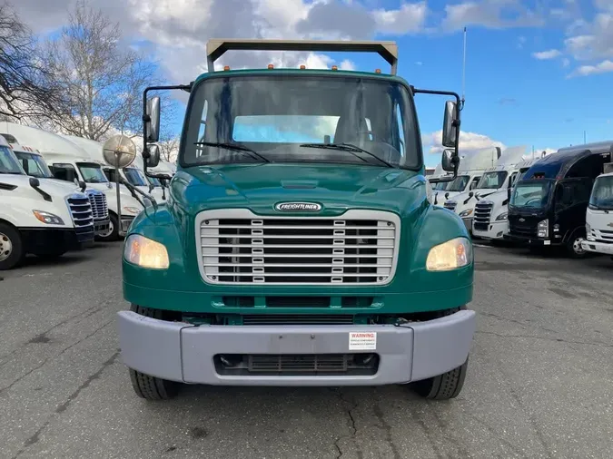 2020 FREIGHTLINER/MERCEDES M2 106