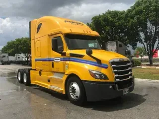 2019 FREIGHTLINER T12664ST