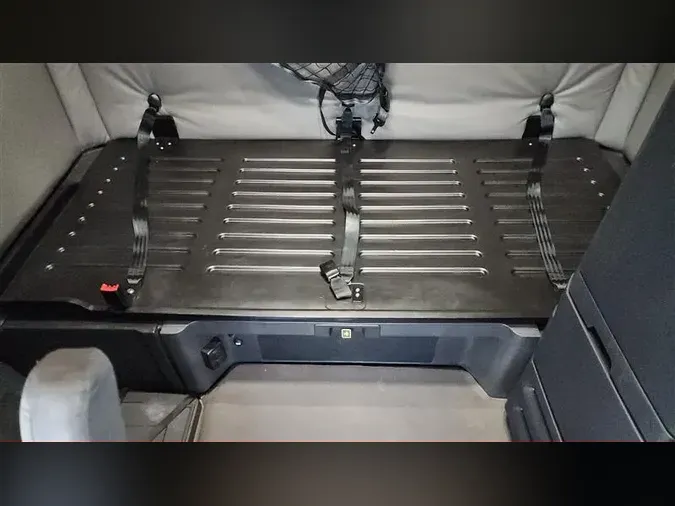 2022 FREIGHTLINER CA126