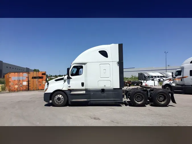 2020 Freightliner Cascadia