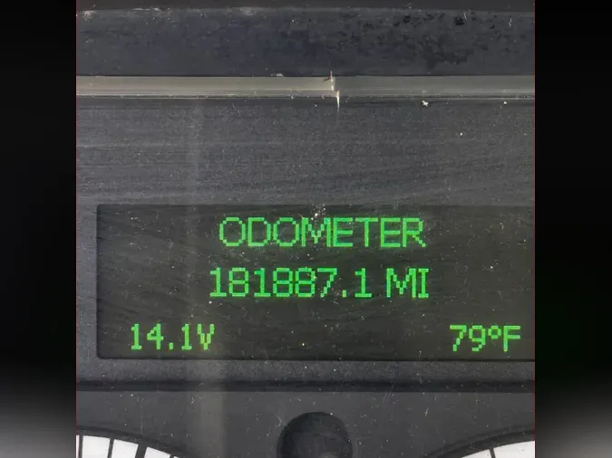 2018 FREIGHTLINER M2 106