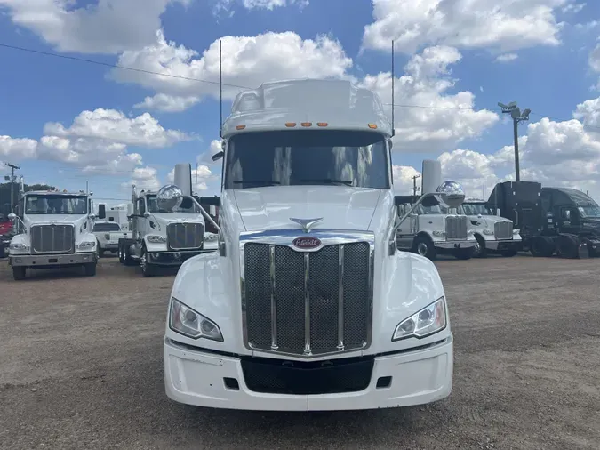 2022 Peterbilt 579